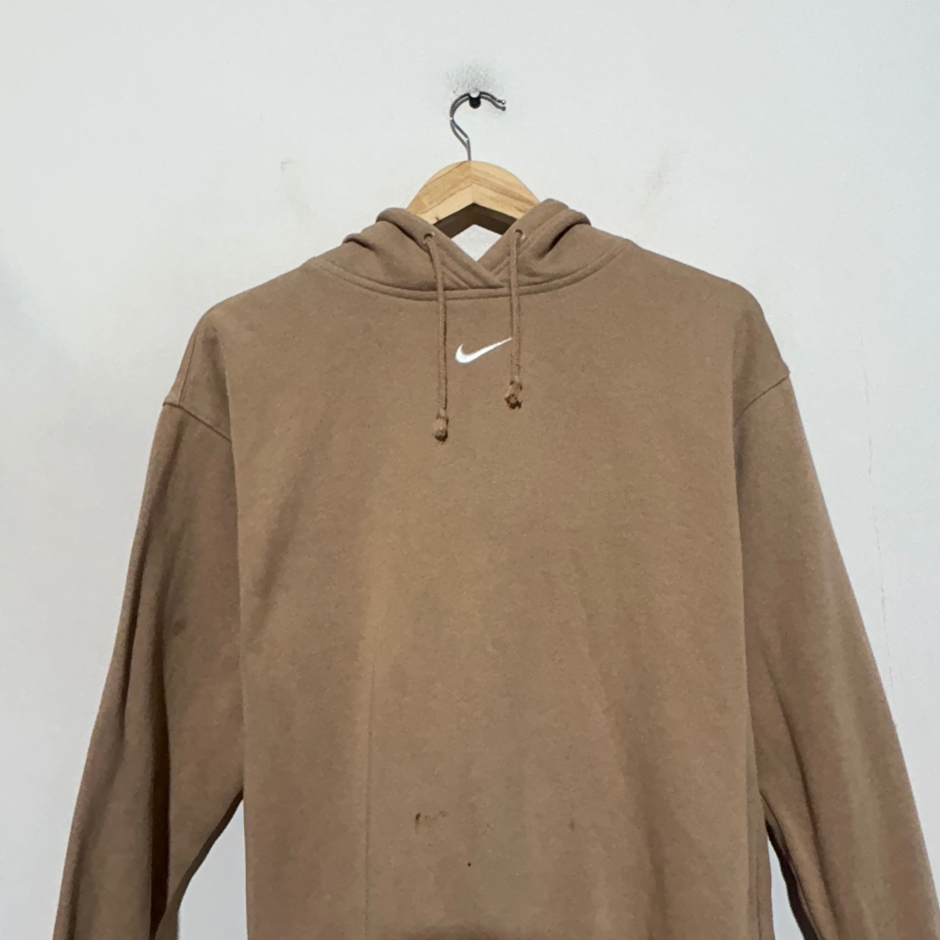 Modern deals Nike Center Swoosh Hoodie