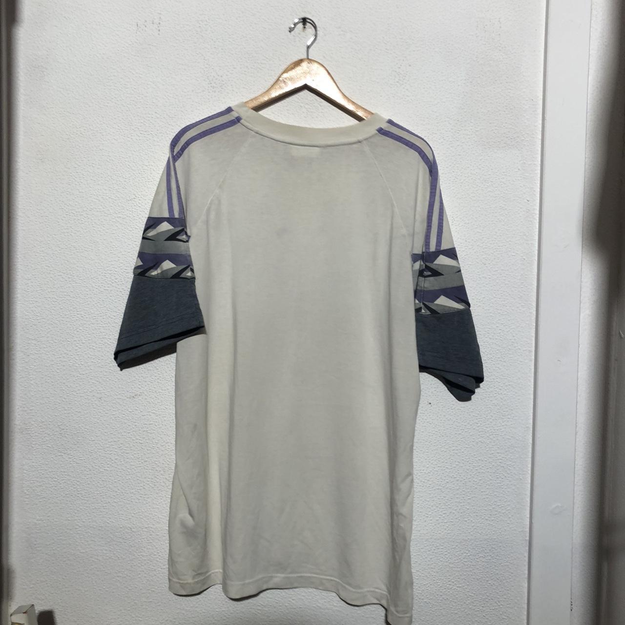 Vintage 90s White & Purple Adidas Retro patterned T Shirt - XXL