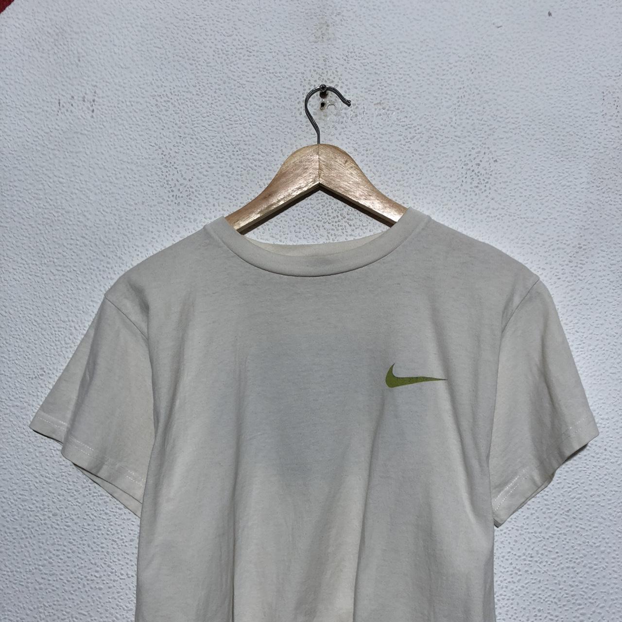 Vintage 90s White Nike Graphic T Shirt Cropped Fit - Small