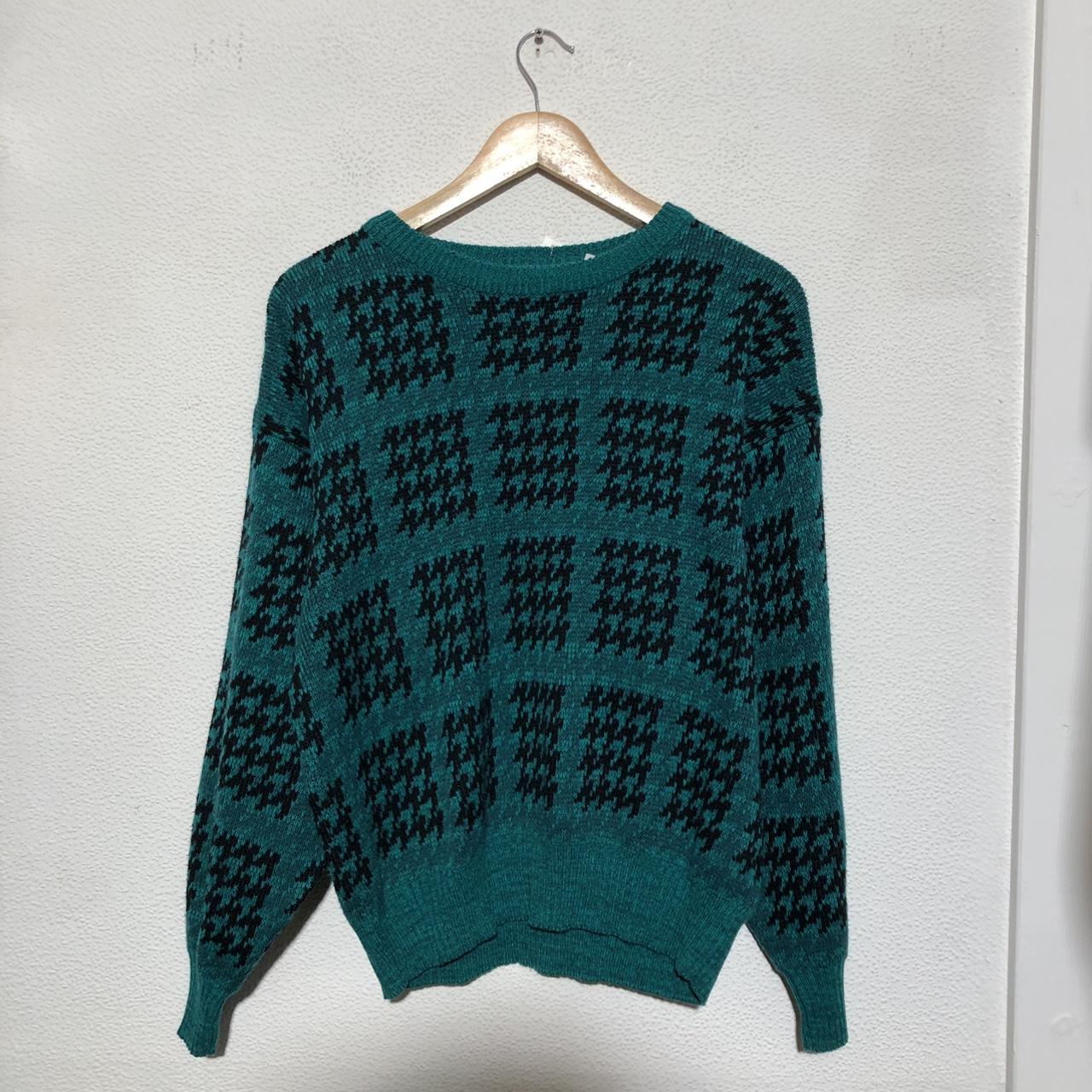 Vintage 90s Green & Black Funky Patterned Knitted Jumper - Medium