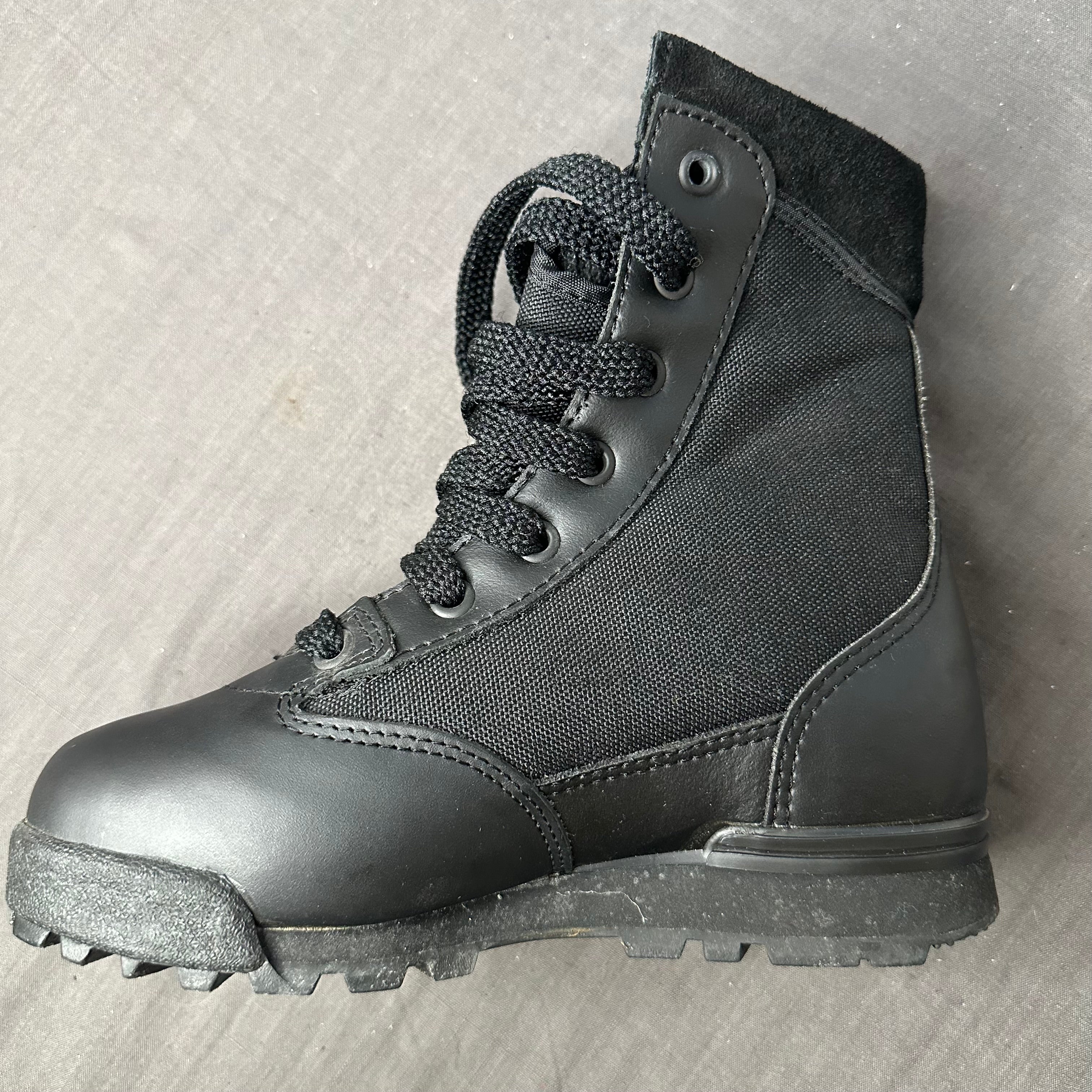 Hi tec boots 90s best sale