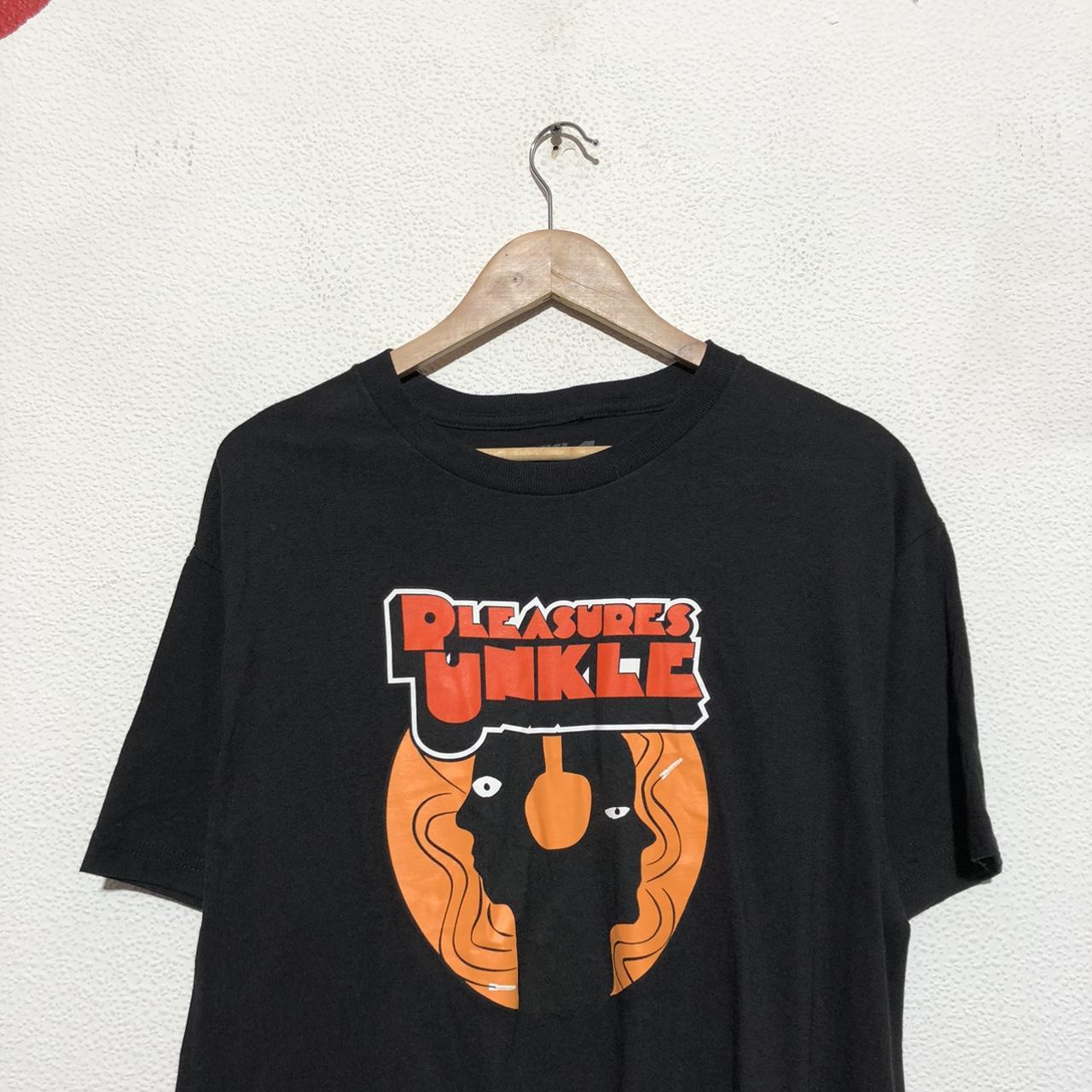 Black Unkle Pleasures T Shirt - Large