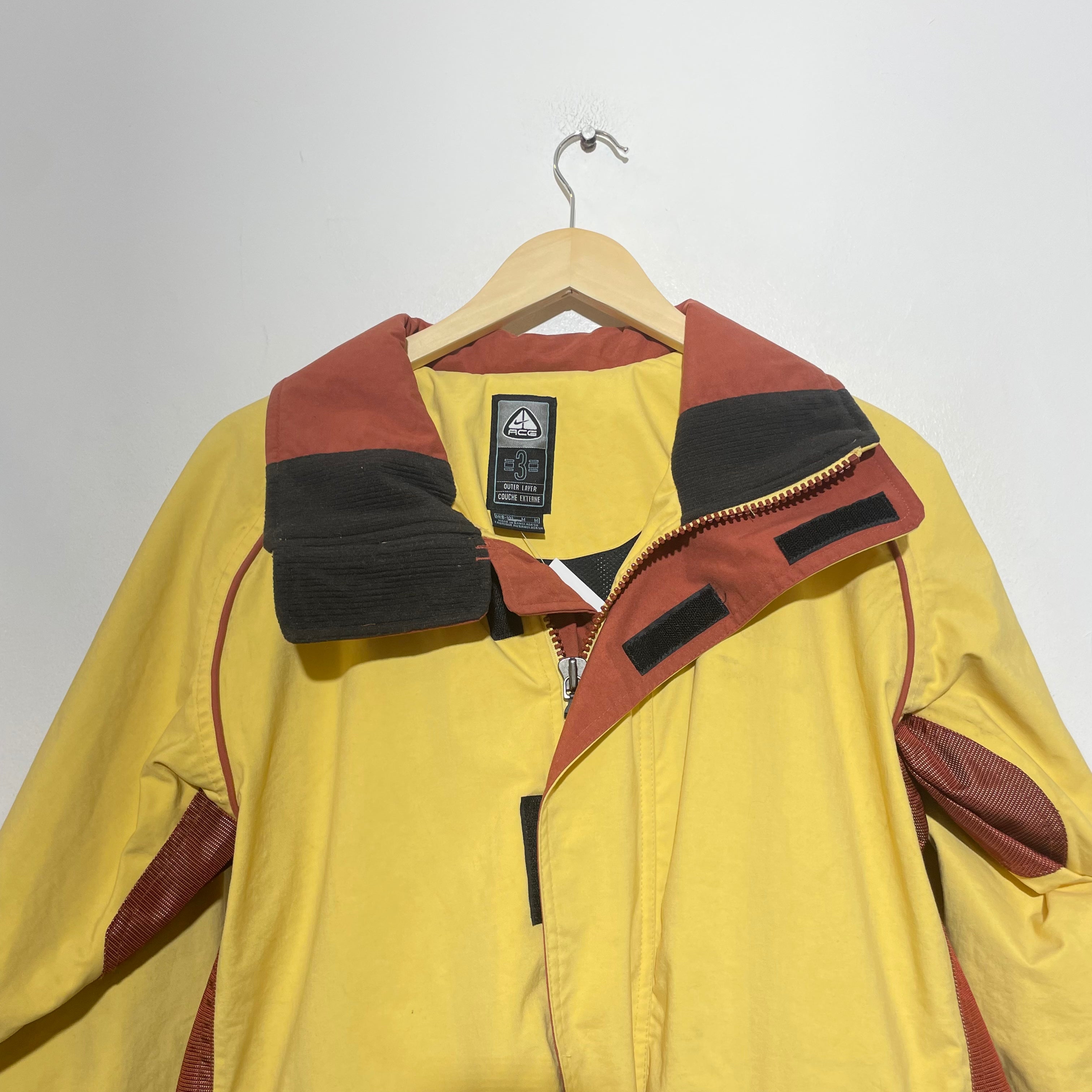 Nike acg jacket sales yellow