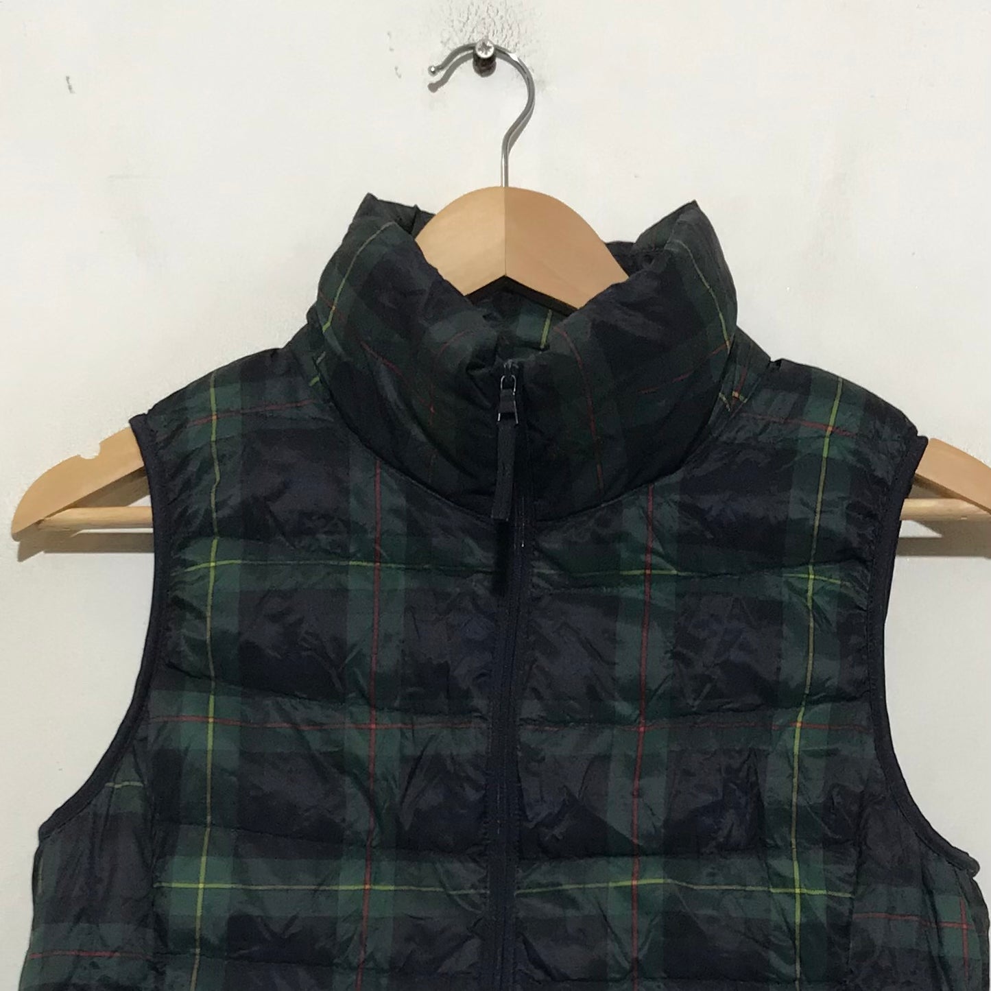 Green Chequered Uniqlo Puffer Gillet Jacket - Small – Leech Vintage